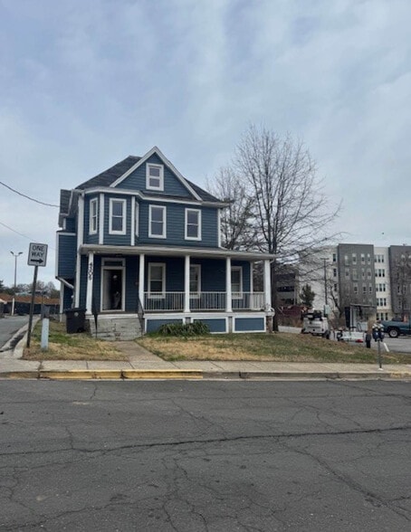 Primary Photo Of 4306 Hamilton St, Hyattsville Office For Sale