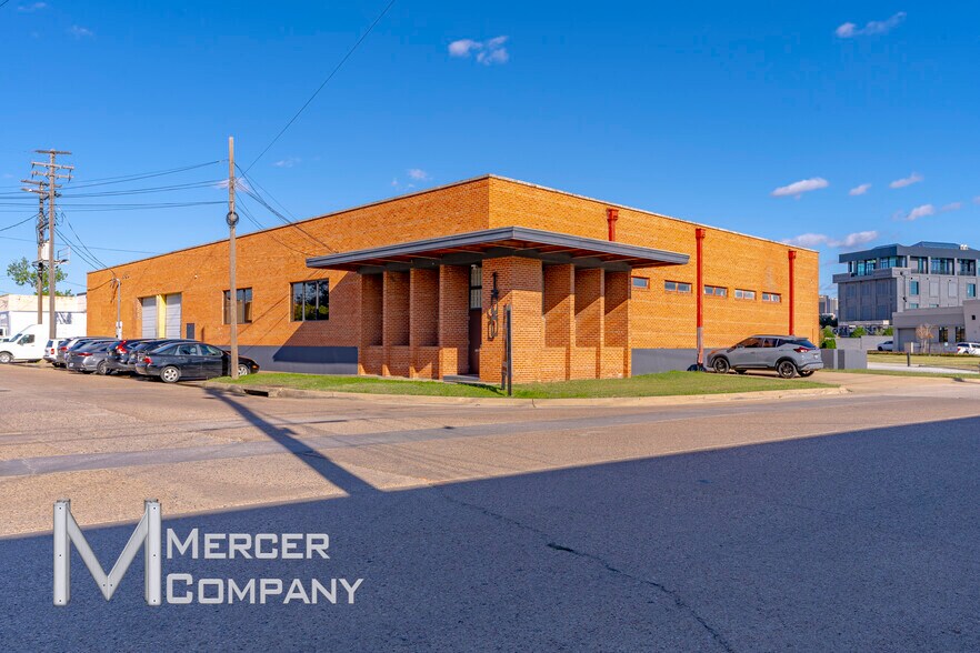 More Photos Of 100 Oak Lawn Ave, Dallas Distribution For Lease