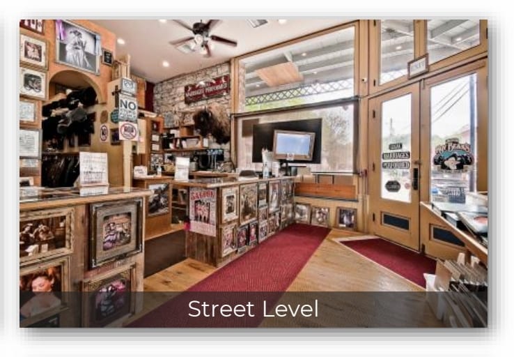 More Photos Of 29 S Main St, Eureka Springs General Retail For Sale