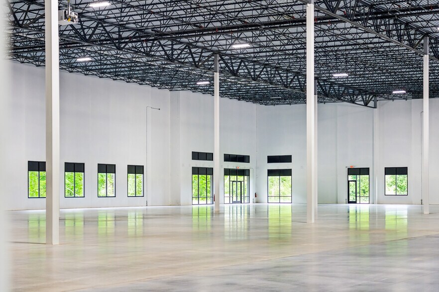 More Photos Of 420 Strathmore Rd, Summerville Unknown For Lease