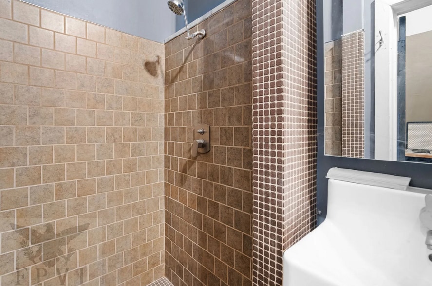 More Photos Of 4802 Rhode Island Ave, Hyattsville Unknown For Lease