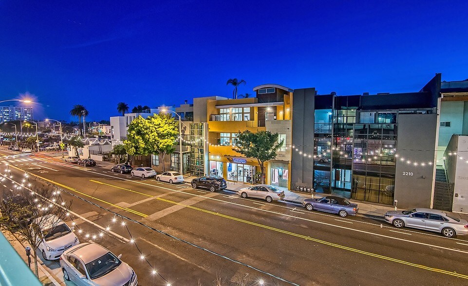 More Photos Of 2216 Main St, Santa Monica Apartments For Sale