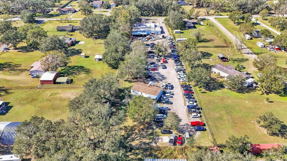 More Photos Of 705 Jerry Smith Rd, Dover Light Manufacturing For Sale