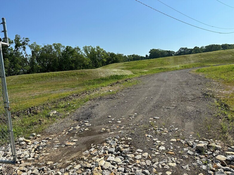 More Photos Of 5019 Raytown Rd, Kansas City Land For Sale