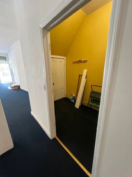 More Photos Of 776 Richmond Ter, Staten Island Storefront Retail Residential For Lease