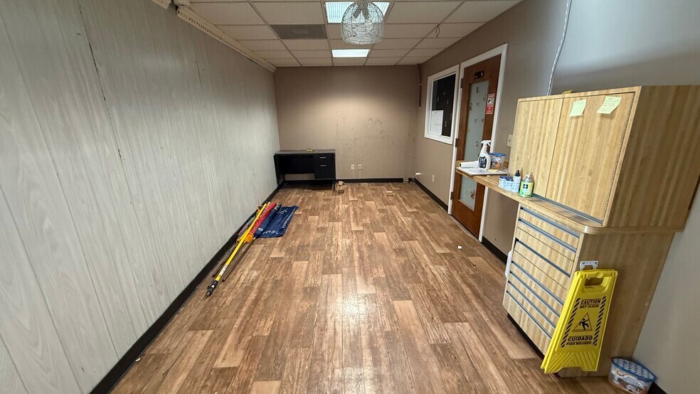 More Photos Of 937 Stefko Blvd, Bethlehem Warehouse For Sale