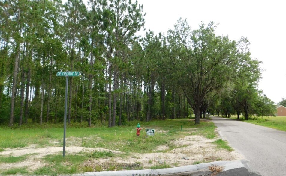 More Photos Of 5013 W US Highway 90, Lake City Land For Sale