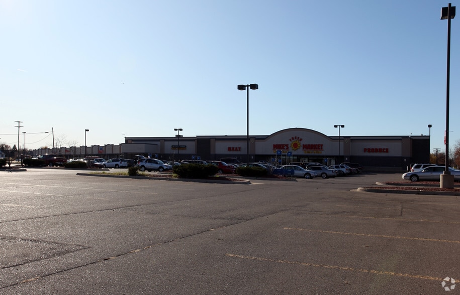 More Photos Of 14111-14489 7 Mile Rd, Detroit Unknown For Lease