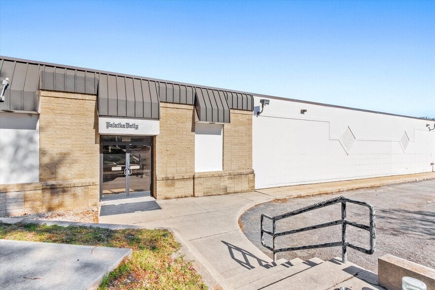 More Photos Of 1825 St Johns Ave, Palatka Office For Sale
