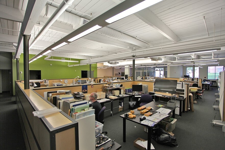 More Photos Of 19 Rev Nazareno Properzi Way, Somerville Research And Development For Lease