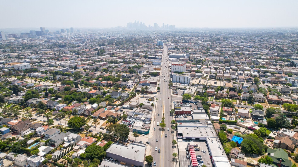More Photos Of 4320 W Pico Blvd, Los Angeles Auto Repair For Sale