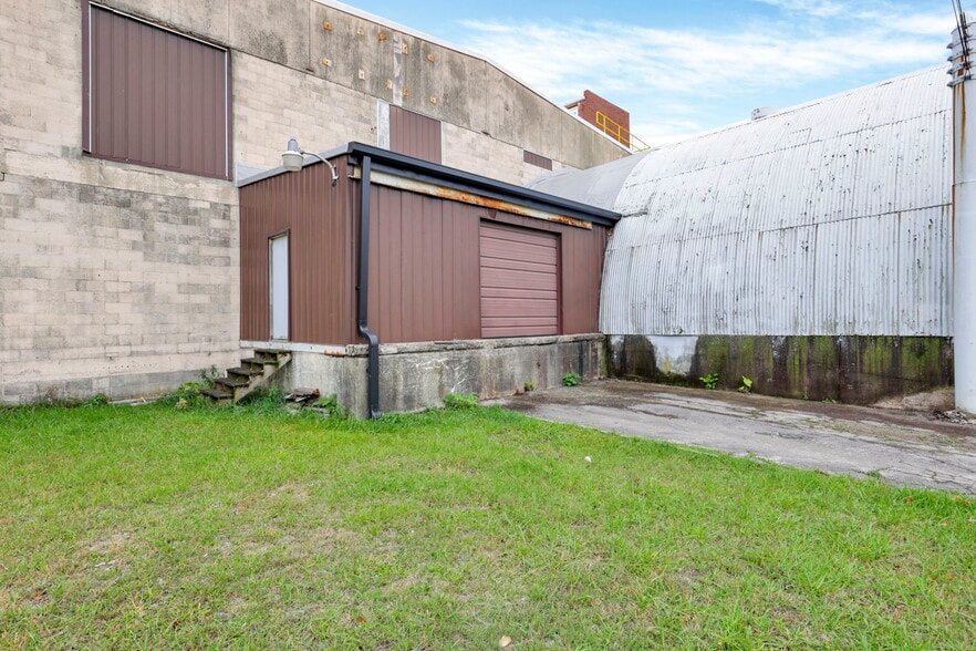 More Photos Of 435 N Elizabeth St, Lima Warehouse For Sale