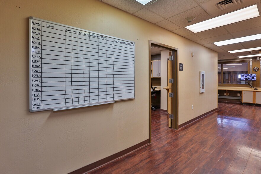 More Photos Of 1741 Sycamore Ave., Kingman Healthcare For Sale