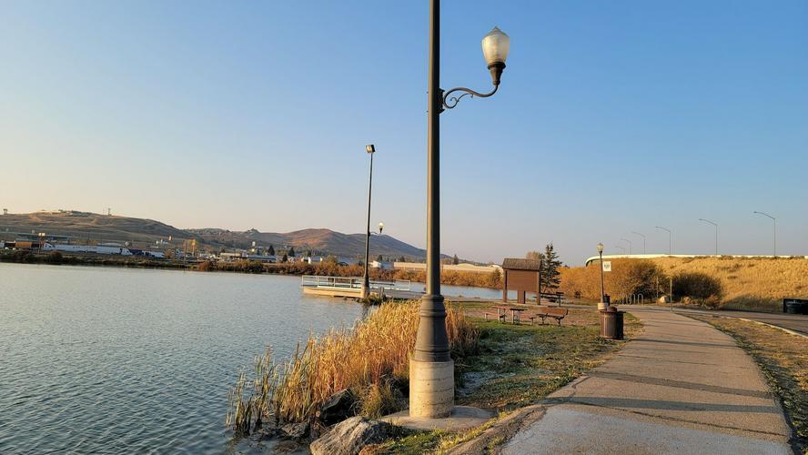 More Photos Of 70 Bear River Dr, Evanston Hotel For Sale