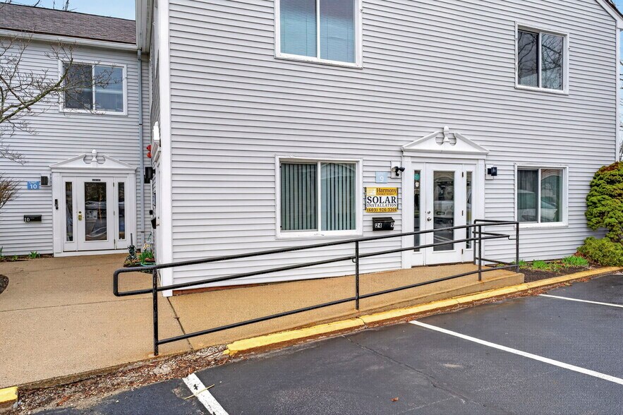 More Photos Of 24 Stickney Ter, Hampton Office For Sale