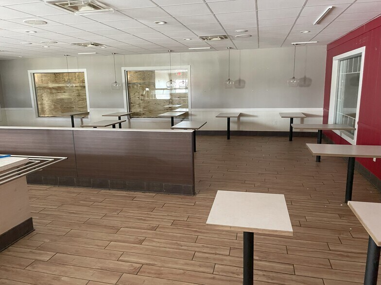 More Photos Of 2235 Burton Ln, Martinsville Fast Food For Lease