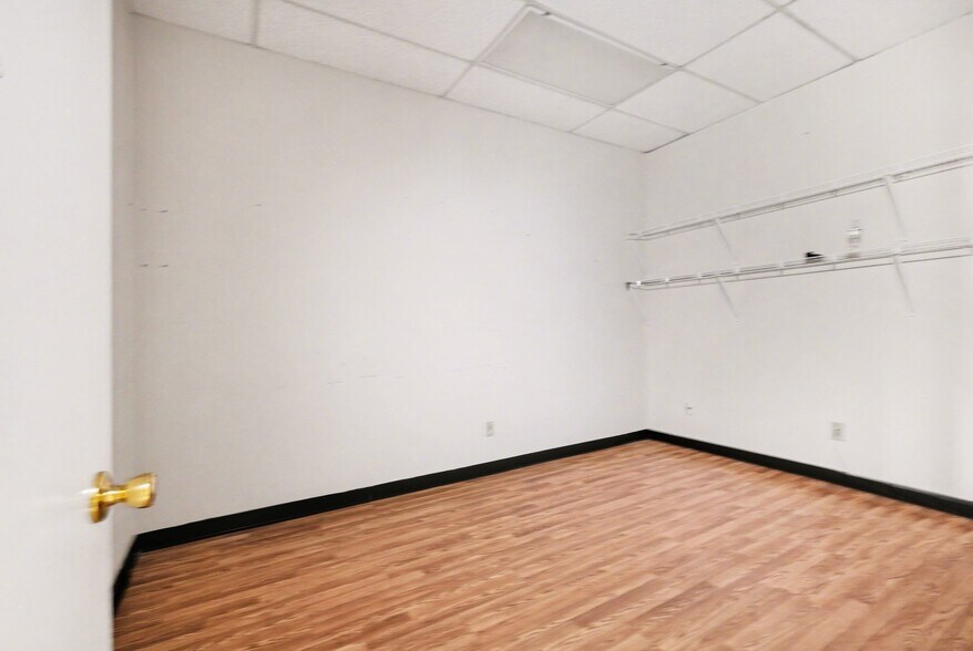 More Photos Of 136 W Virginia Ave, Bessemer City Storefront Retail Office For Sale