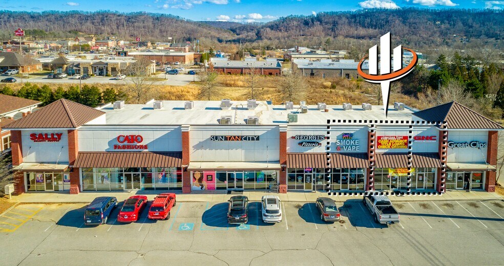 More Photos Of 5910 Reagan Ln, Ooltewah General Retail For Lease