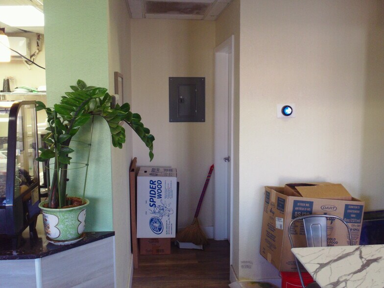 More Photos Of 2567 N 1st Ave, Tucson Office For Sale