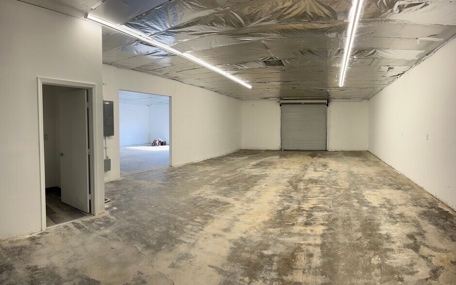 More Photos Of 2401-2413 S Broadway, Santa Ana Manufacturing For Sale