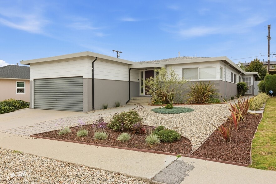 More Photos Of 6257 La Tijera Blvd, Los Angeles Multifamily For Sale