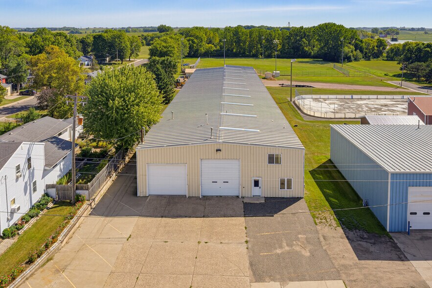 More Photos Of 104 Cedar Ave S, Watkins Warehouse For Sale
