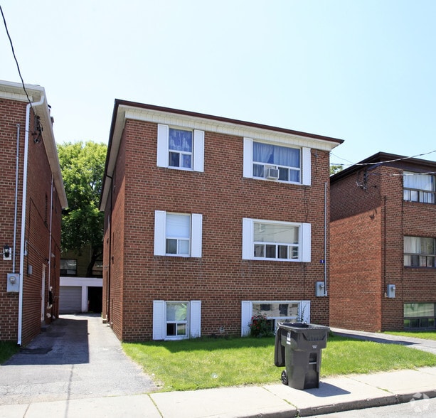 Primary Photo Of 3 Bater Ave, Toronto Apartments For Sale