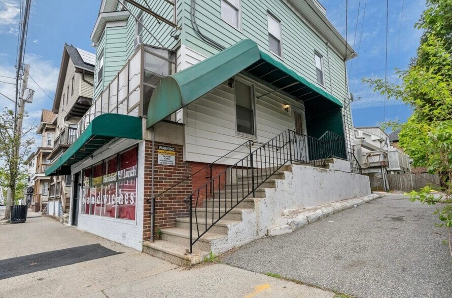 More Photos Of 936 Chalkstone Ave, Providence Storefront Retail Residential For Lease