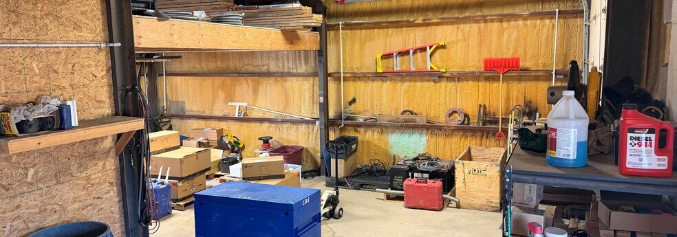 More Photos Of 100 S Franklin St, Silver Cliff Auto Repair For Sale