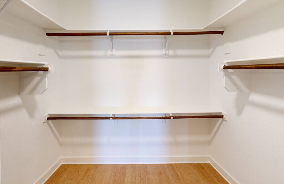 More Photos Of 1911 Philomena St, Austin Apartments For Lease