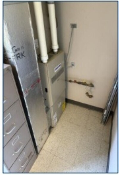 More Photos Of 1528-1530 Woodville Rd, Millbury Freestanding For Lease