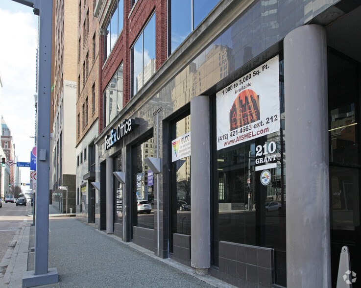More Photos Of 208-210 Grant St, Pittsburgh Medical For Lease
