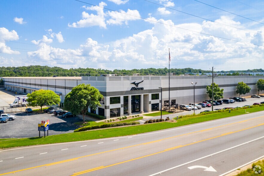 More Photos Of 920 Highway 124, Braselton Distribution For Lease