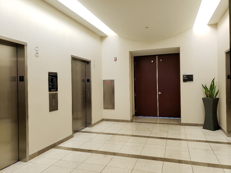 More Photos Of 3633 Inland Empire Blvd, Ontario Office For Lease