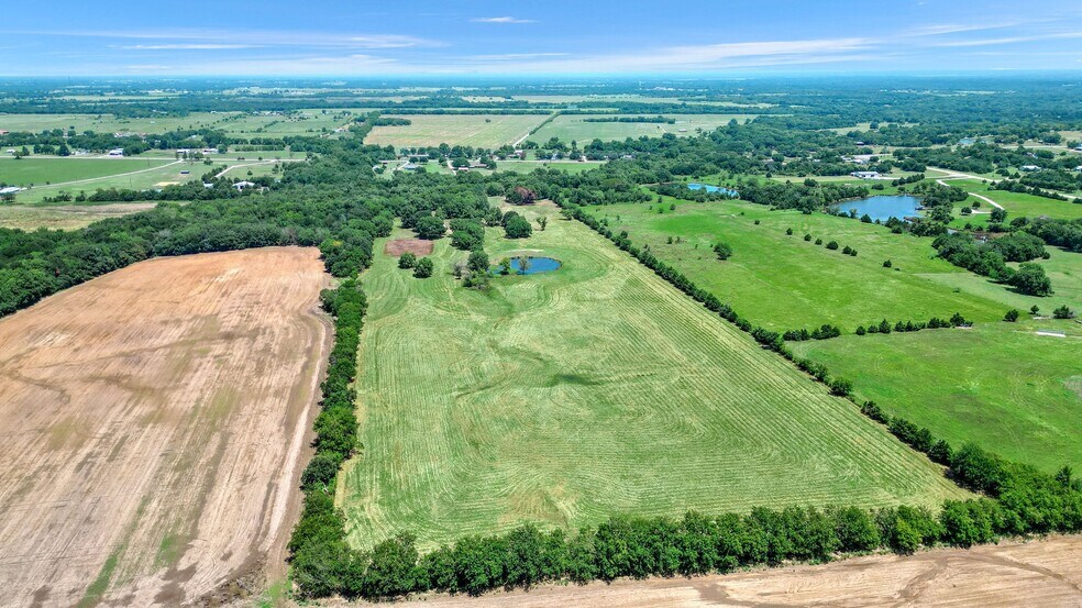 More Photos Of 27160 State Highway 56, Whitesboro Land For Sale