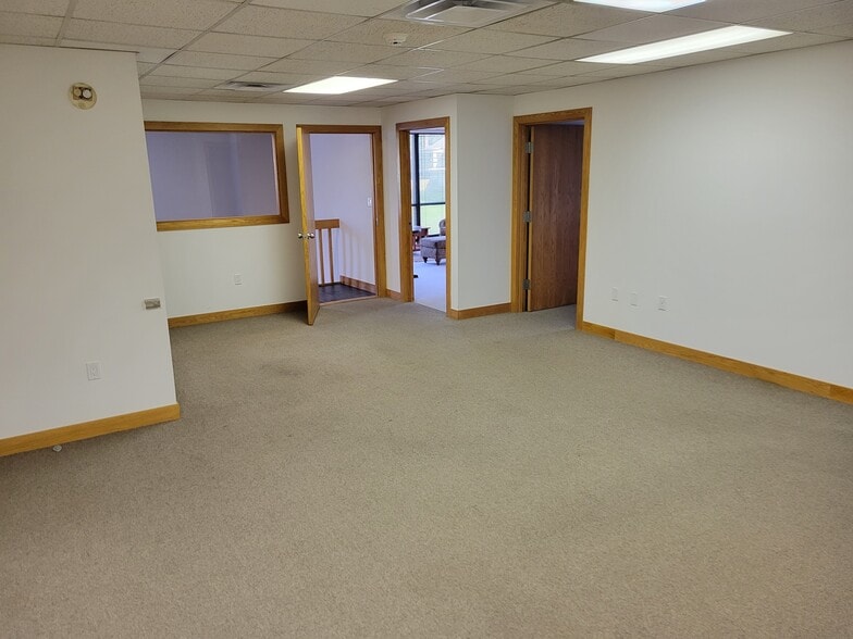 More Photos Of 73 Main St S, Woodbury Storefront Retail Office For Sale