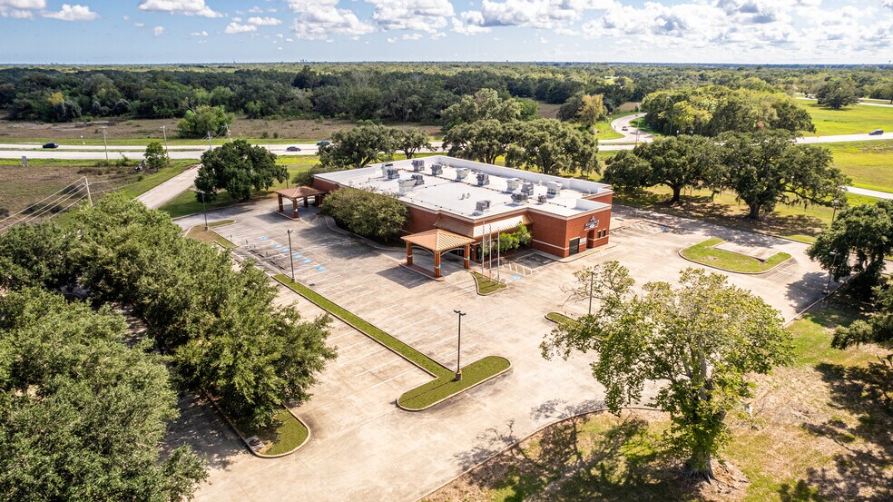 More Photos Of 2760 Brazos Pky, Angleton Medical For Sale