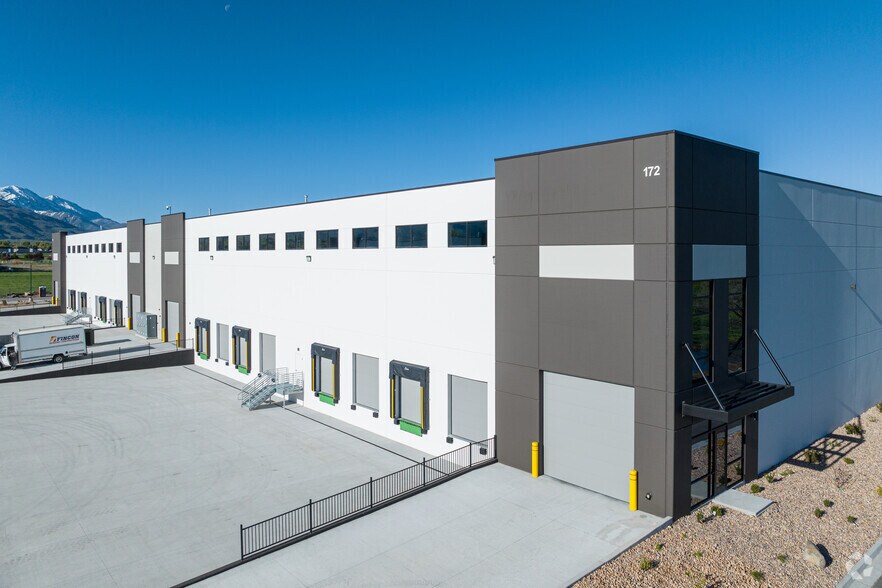 More Photos Of 9430 S 3200 St W, Payson Unknown For Lease