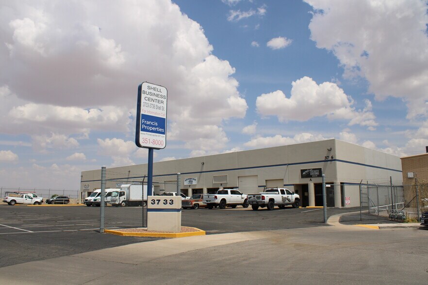 More Photos Of 3733 Shell St, El Paso Showroom For Lease