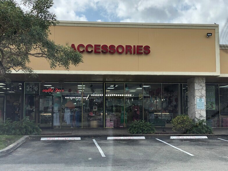 More Photos Of 3200-3226 W Hillsboro Blvd, Deerfield Beach Storefront For Lease