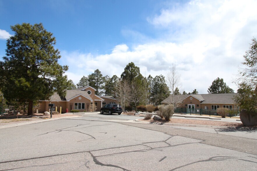 More Photos Of 4600 Esperanza, Los Alamos Flex For Sale