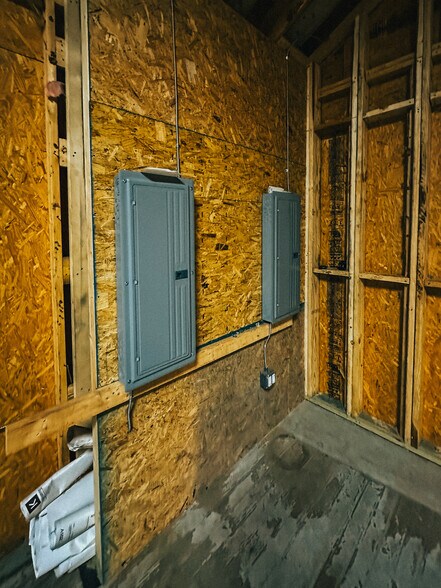 More Photos Of 802 18th Ave S, Nashville Office For Sale