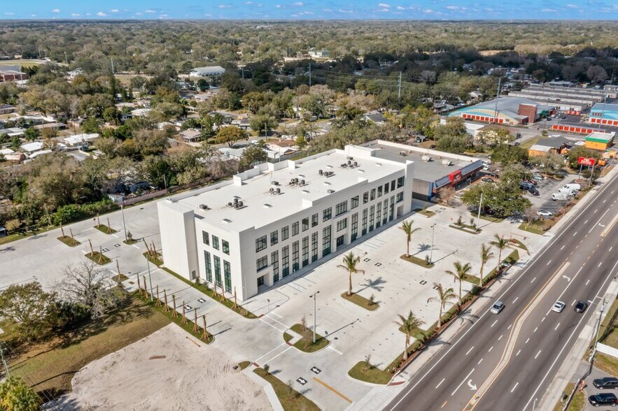 More Photos Of 10050 N Florida Ave, Tampa Office For Lease