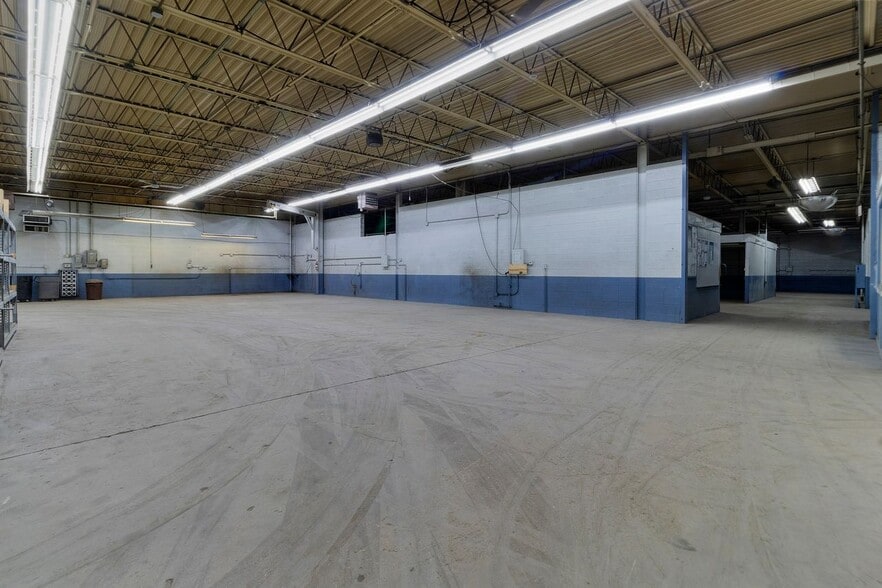 More Photos Of 1301 S 6th St, Noblesville Manufacturing For Sale