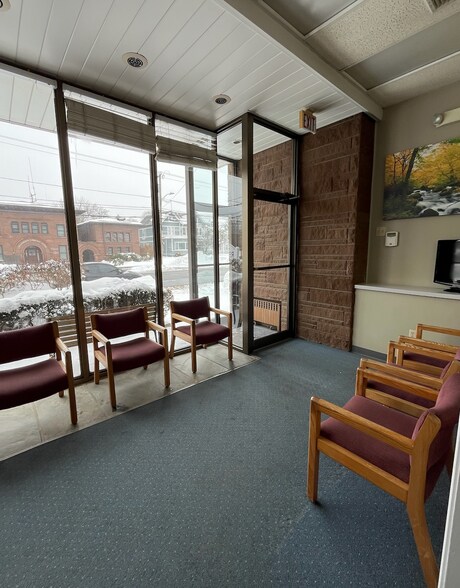 More Photos Of 260 Main St, Portland Medical For Lease