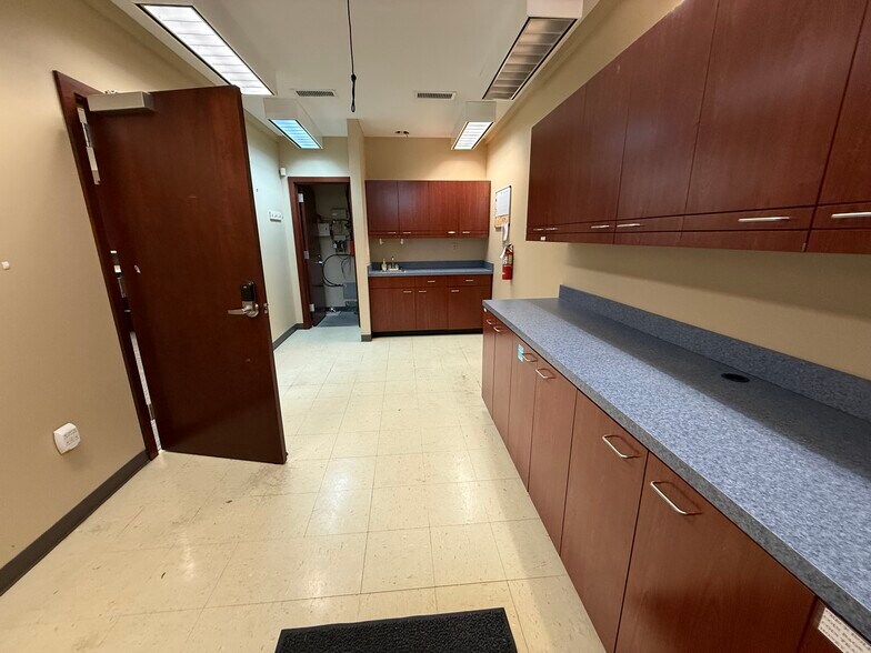 More Photos Of 2221 W 31st St, Lawrence Bank For Sale