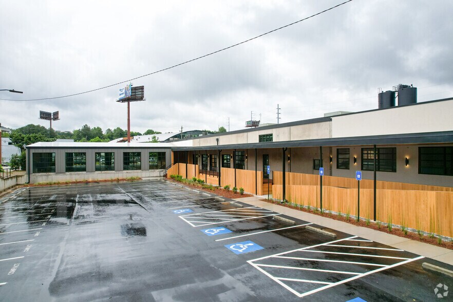 More Photos Of 251 Armour Dr NE, Atlanta Loft Creative Space For Lease