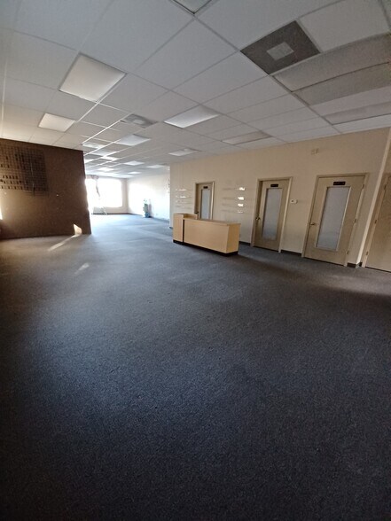More Photos Of 6062-6074 SE Federal Hwy, Stuart Storefront Retail Office For Sale