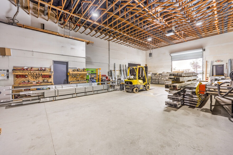 More Photos Of 353 Pilot Rd, Las Vegas Warehouse For Sale