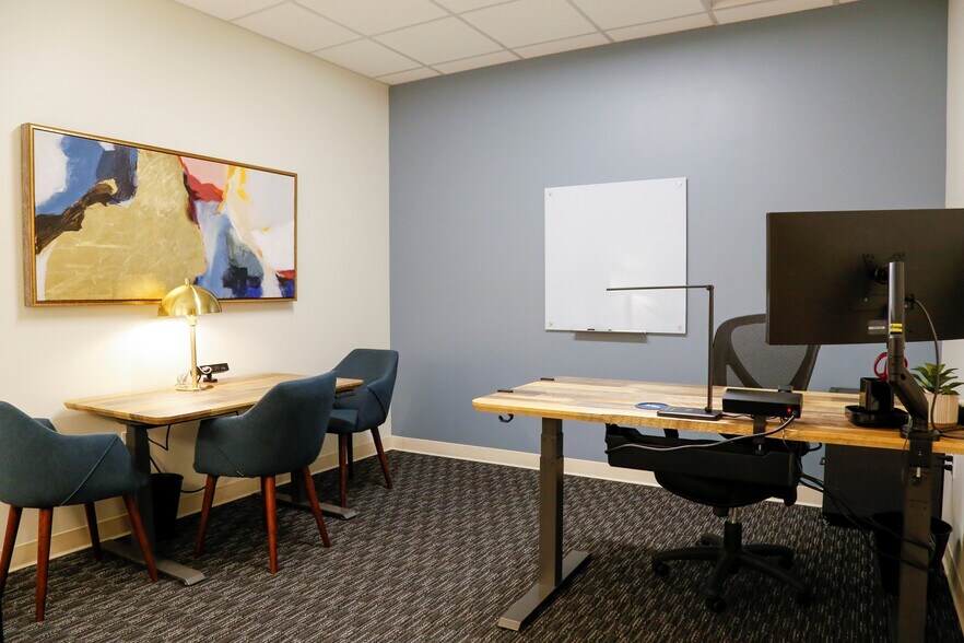 More Photos Of 6301 Gaston Ave, Dallas Coworking Space